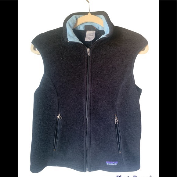 Patagonia Jackets & Blazers - Patagonia Synchilla fleece front zip black vest in size Small